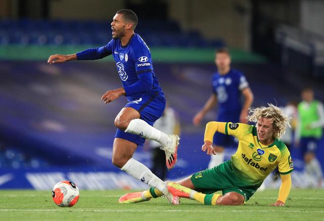 部的年轻前 部的年轻前